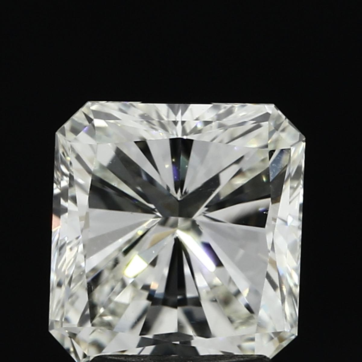 3.09 Carat Radiant Cut Natural Diamond